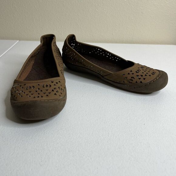 Muk Luk Sport Sandy Light Brown Cut Out Details Flat Loafer Moccasin Women 8 EVA - Picture 16 of 16